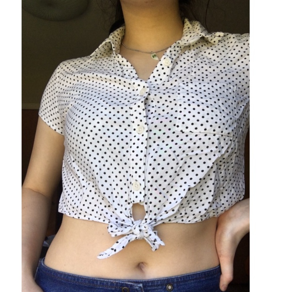 Brandy Melville white top